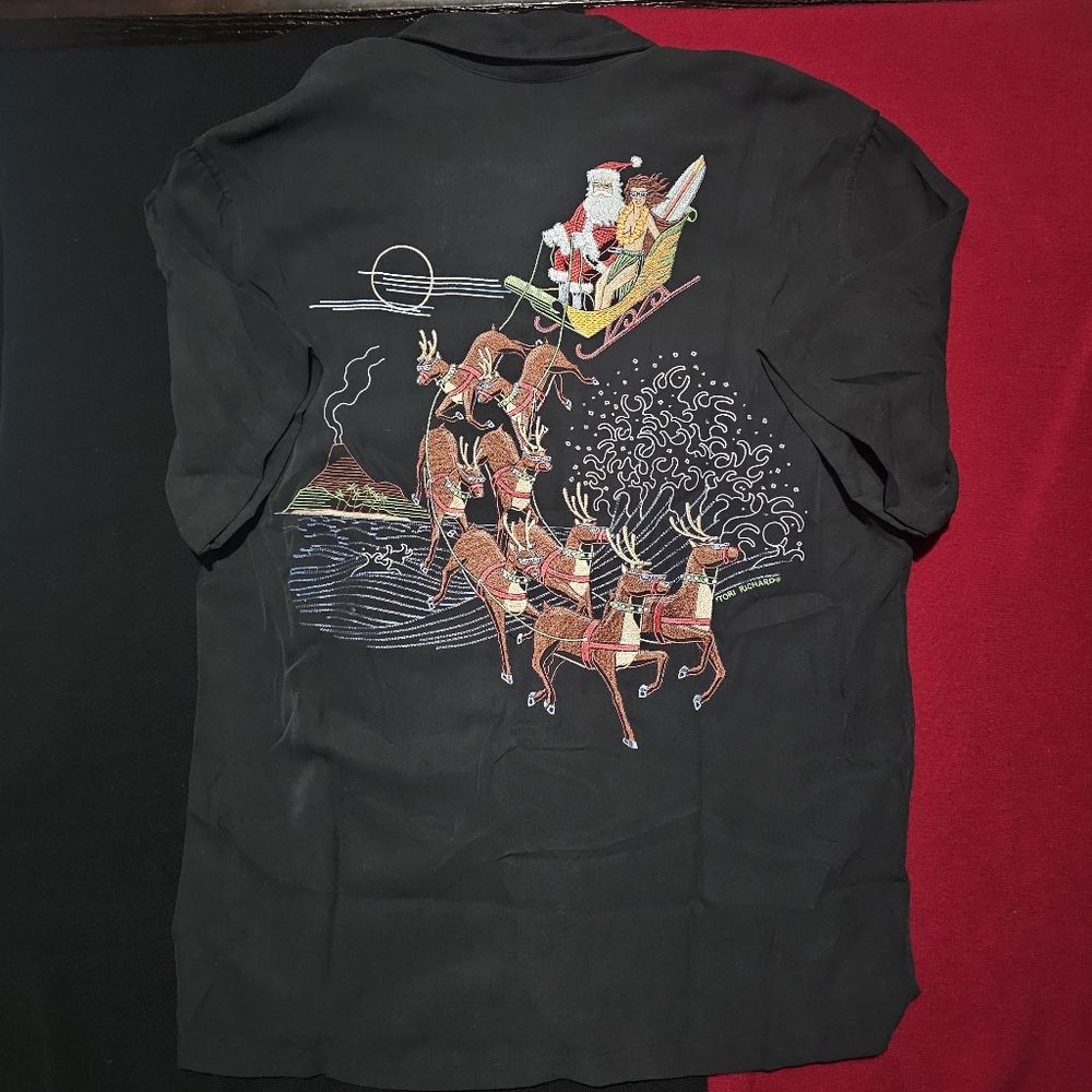 Tori Richard Shirt M Santa’s Sleigh Hula Girl Volcano Christmas Shirt Reindeer
